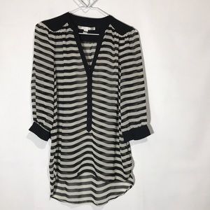 LC Lauren Conrad Black And White Top Size Small